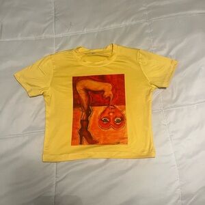 Artistic Yellow Short Sleeve Tee